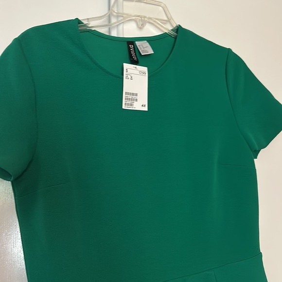 H&M dress NWT size 14 - Picture 2 of 2